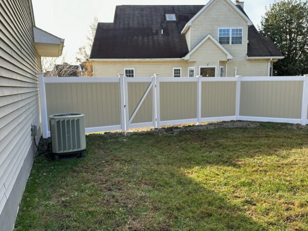 Chesapeake-Bay-Tan-Tan.jpg Chesapeake Bay - Tan & Tan Vinyl - Panels